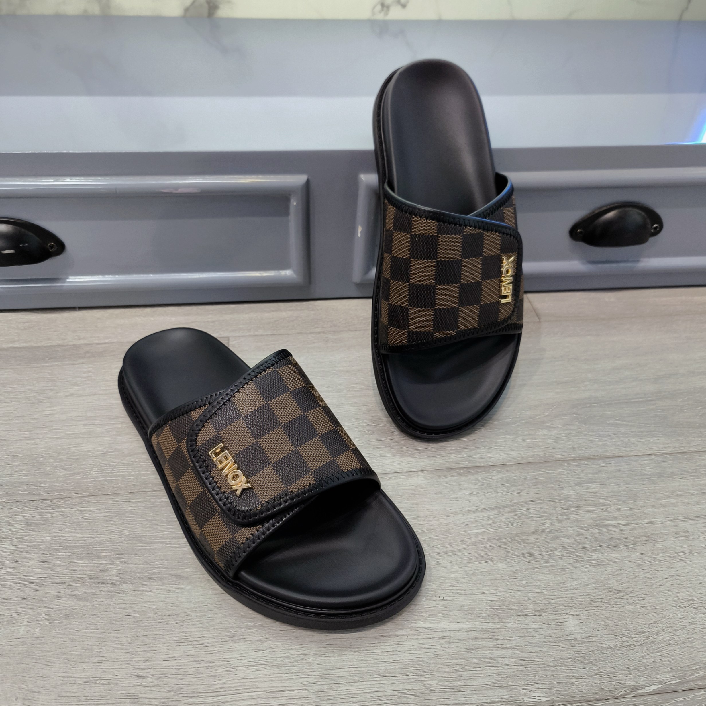 拖鞋夏季男士外穿潮牌凉鞋新款休闲魔术贴拖网红真皮高级感一字拖