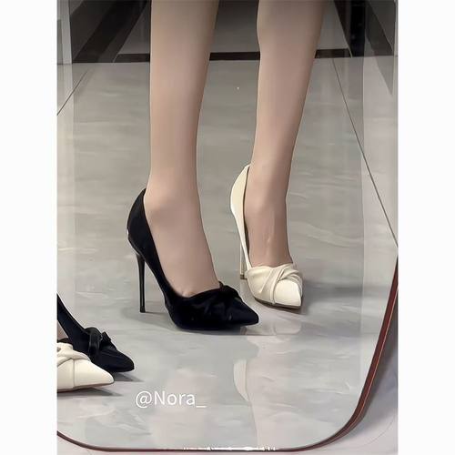 复古英伦风气质淑女高跟鞋2024网红新款小个子显高尖头浅口单鞋女