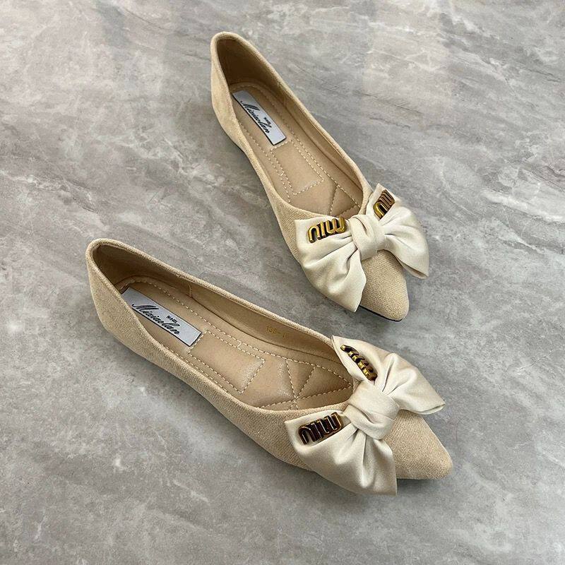 Elegant Black Pointed Flats: All-Day Comfort & Work Style - Product image 2