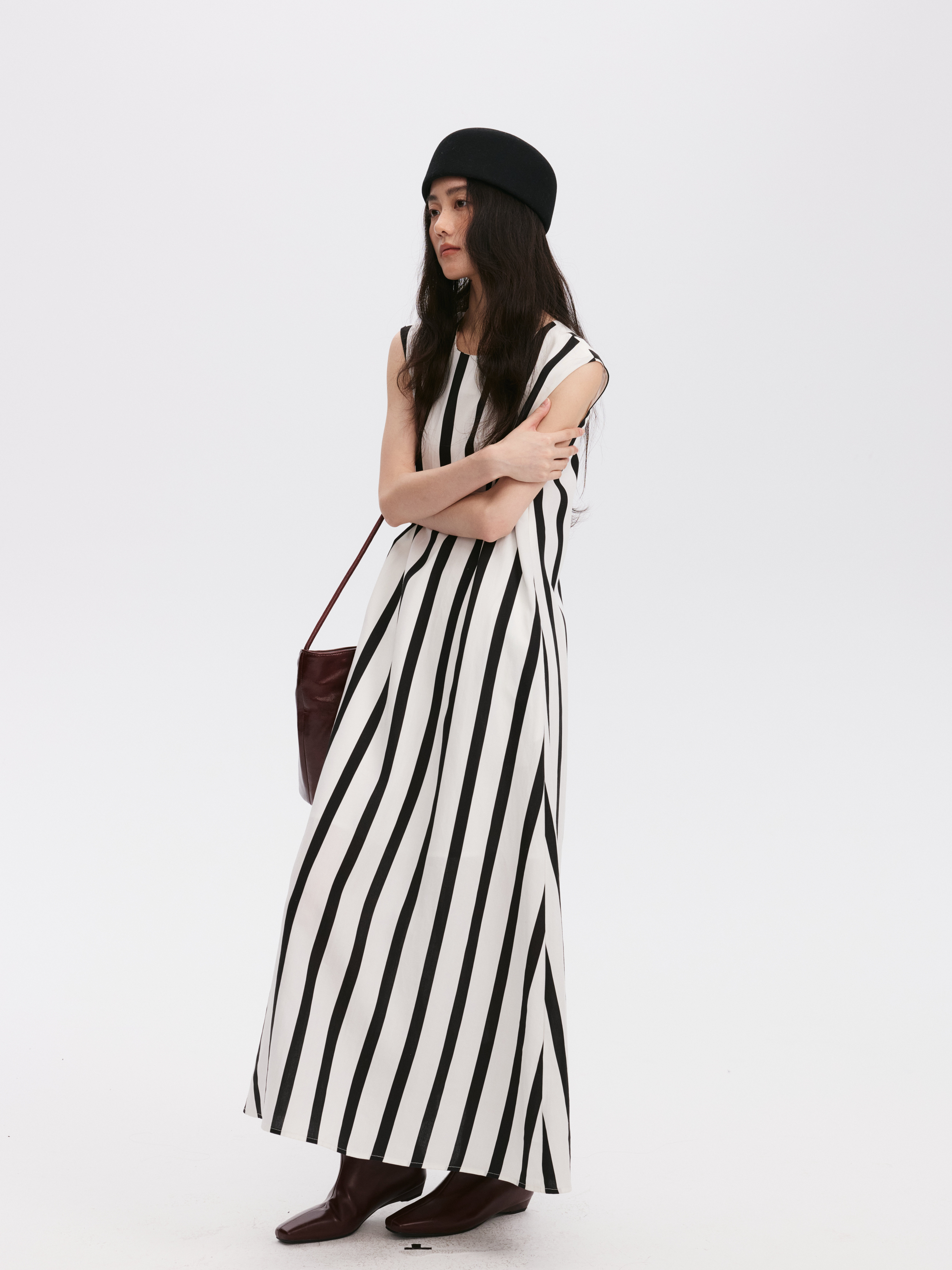 26SS天丝黑白竖条纹无袖连衣裙女宽松慵懒风长款背心裙夏