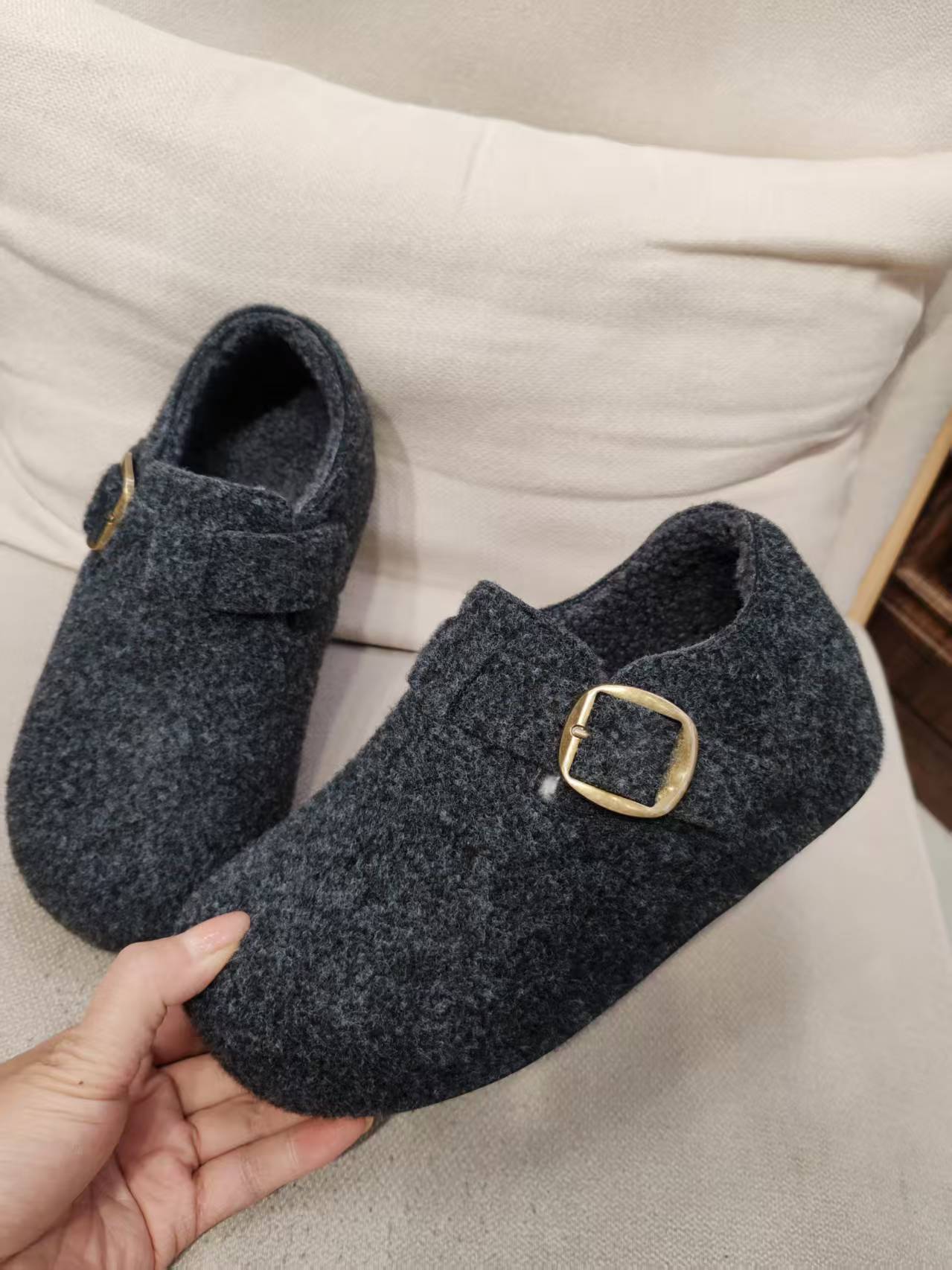 欧洲站内增高舒适时尚百搭毛呢勃肯鞋2025冬季新款休闲潮流女鞋