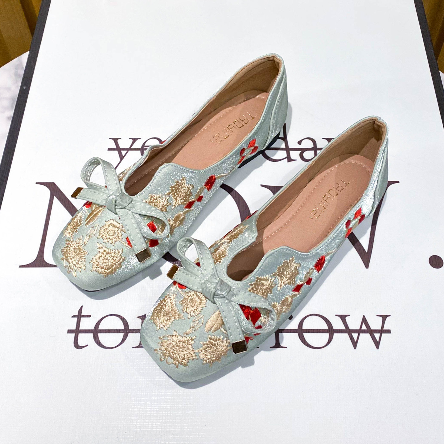 国风单鞋女2026夏季新款绝美新中式平底配裙子汉服刺绣旗袍鞋软底,女鞋,浅口单鞋,淘宝优惠券,粉丝福利购,淘宝优惠卷