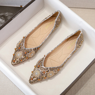 船鞋 新中式 水钻软底大码 配裙子旗袍中国风平底瓢鞋 尖头单鞋 女夏季