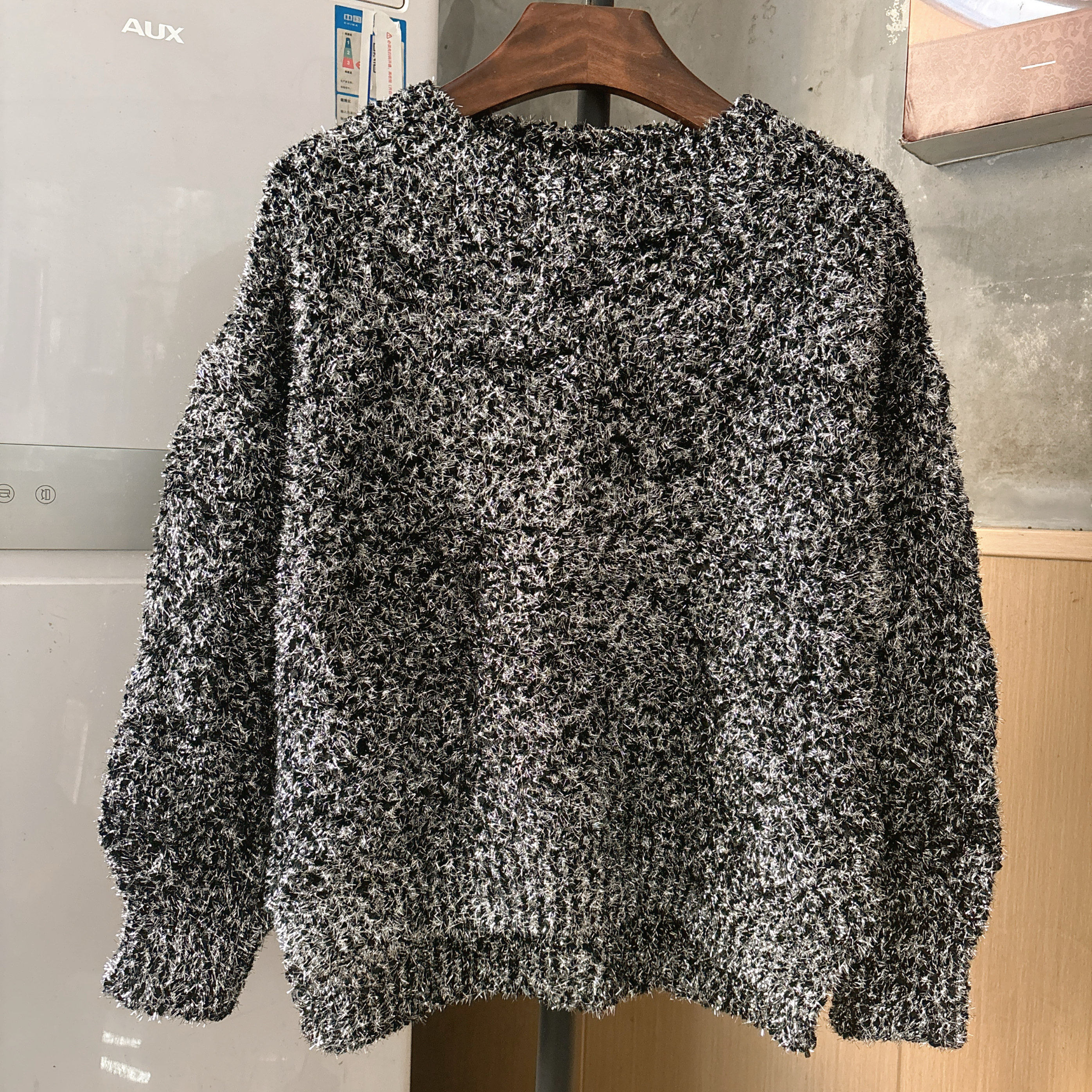 新款高品质复古闪光亮丝圆领毛衣女慵懒风宽松银丝毛绒针织衫上衣