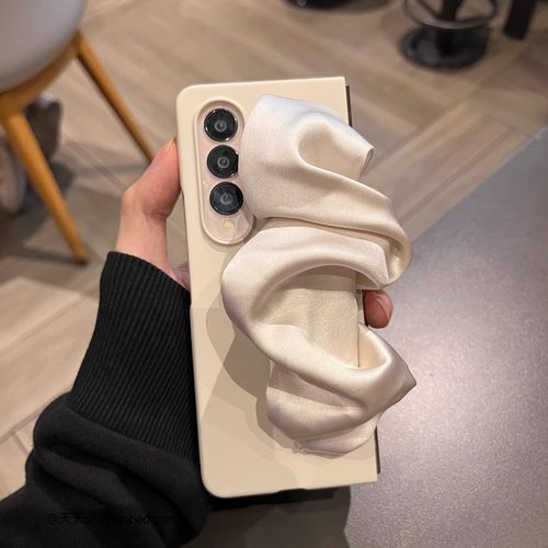 小众时尚气质丝巾腕带全包防摔