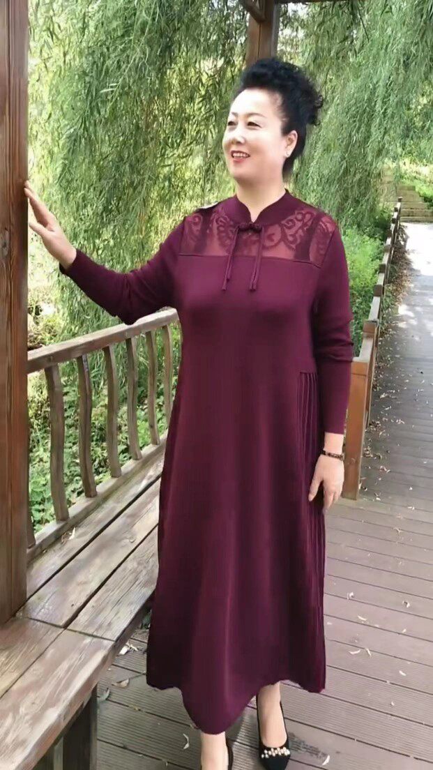 妈妈婆婆秋冬羊毛针织连衣裙女长袖复古改良旗袍显瘦气质毛衣打底