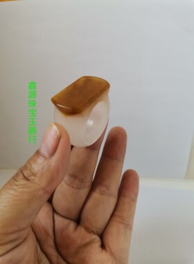 新款缅甸黄翡马鞍福在眼前扳指