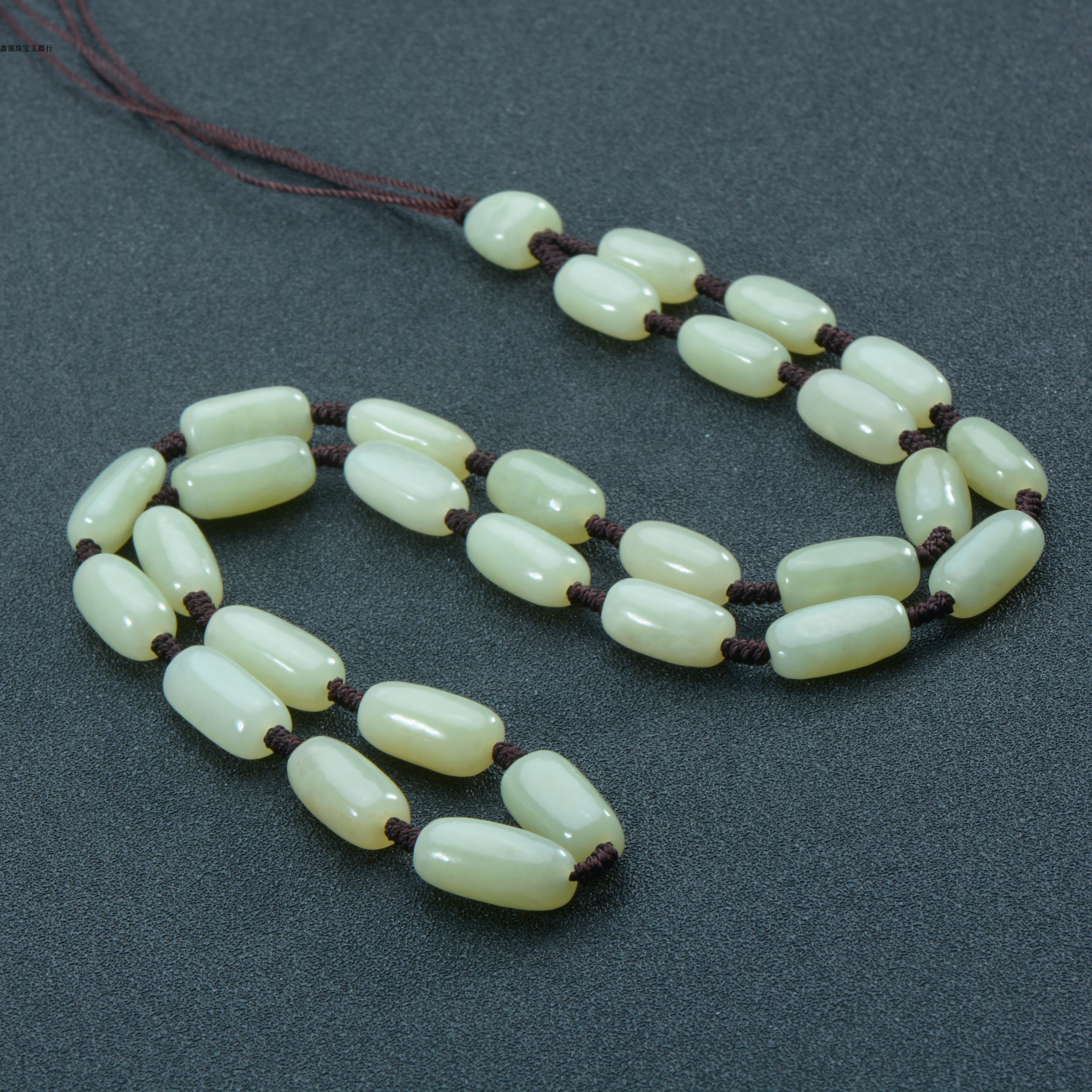 和田玉籽料原石吊坠项链挂绳