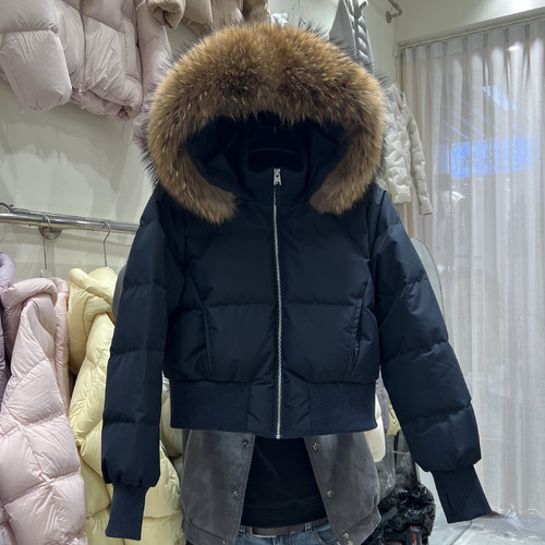 小个子收腰真大毛领藏青羽绒服女