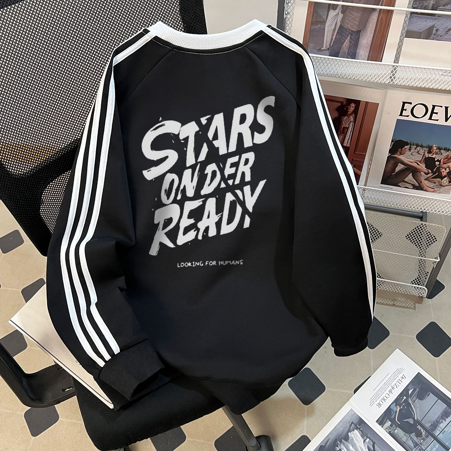 春款圆领三条杠卫衣男生秋冬新款宽松学生休闲情侣加绒加厚上衣服