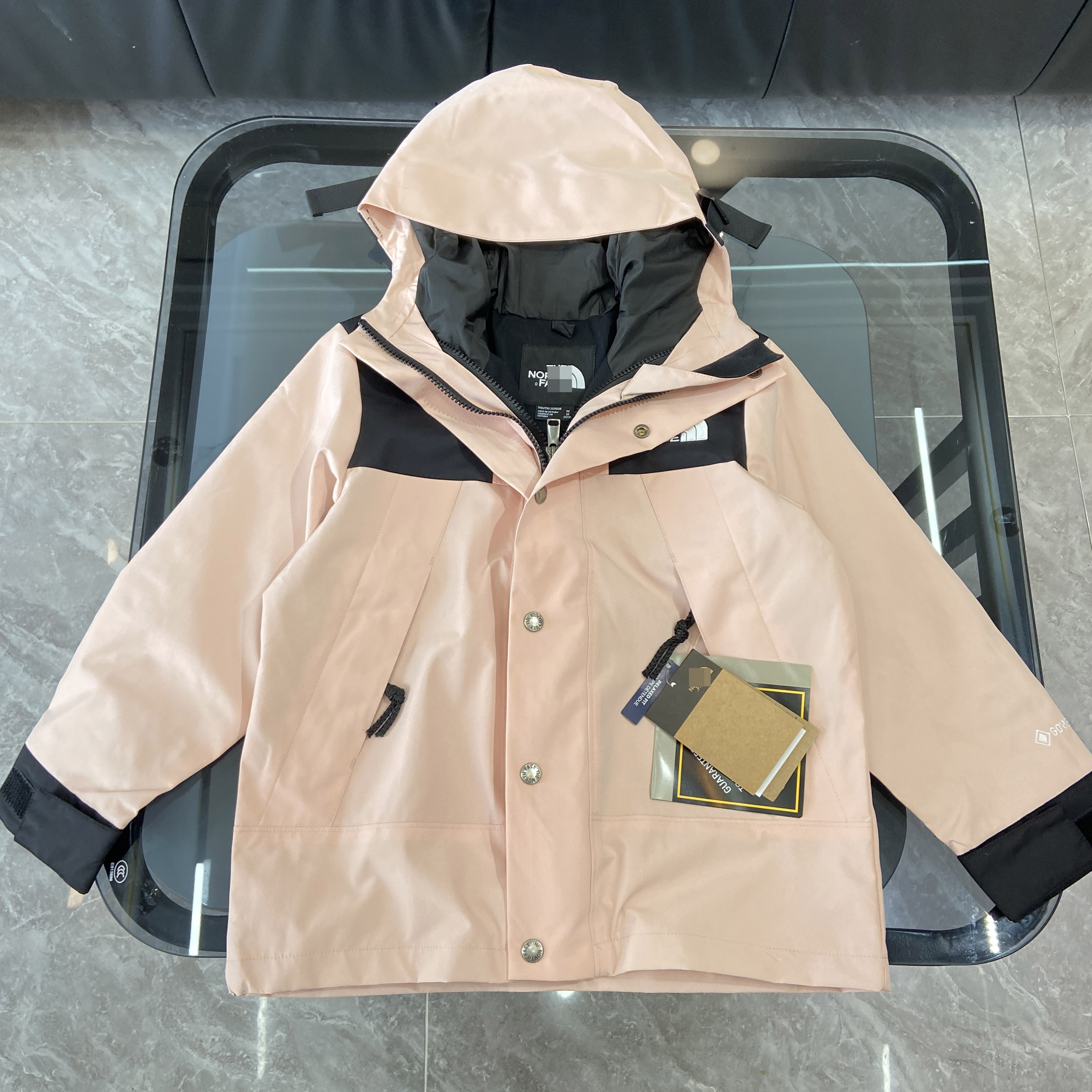 连帽夹克撞色冲锋衣登山滑雪服