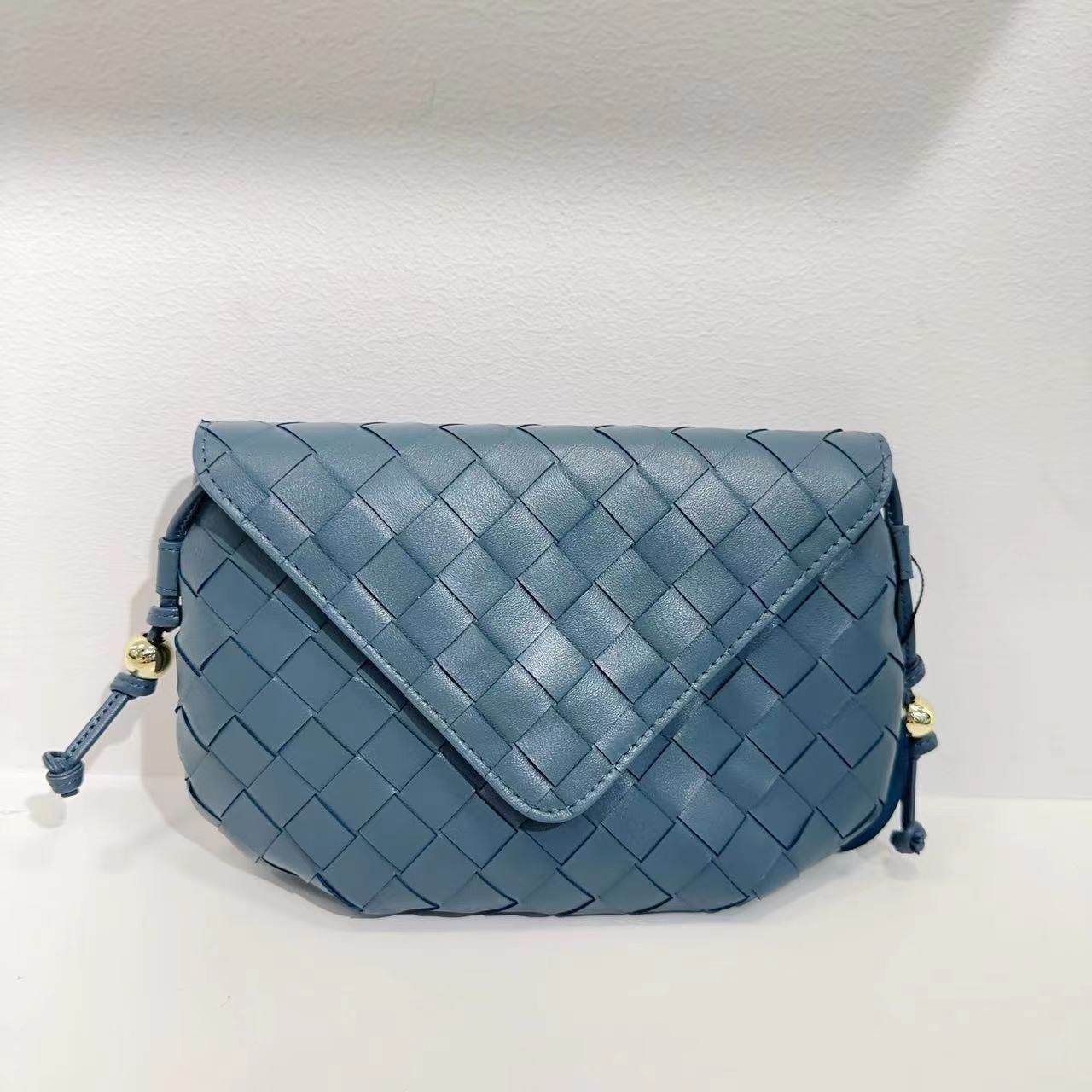 晴茉   2023新款小翻盖 编织真皮日常简约时尚百搭斜跨包包