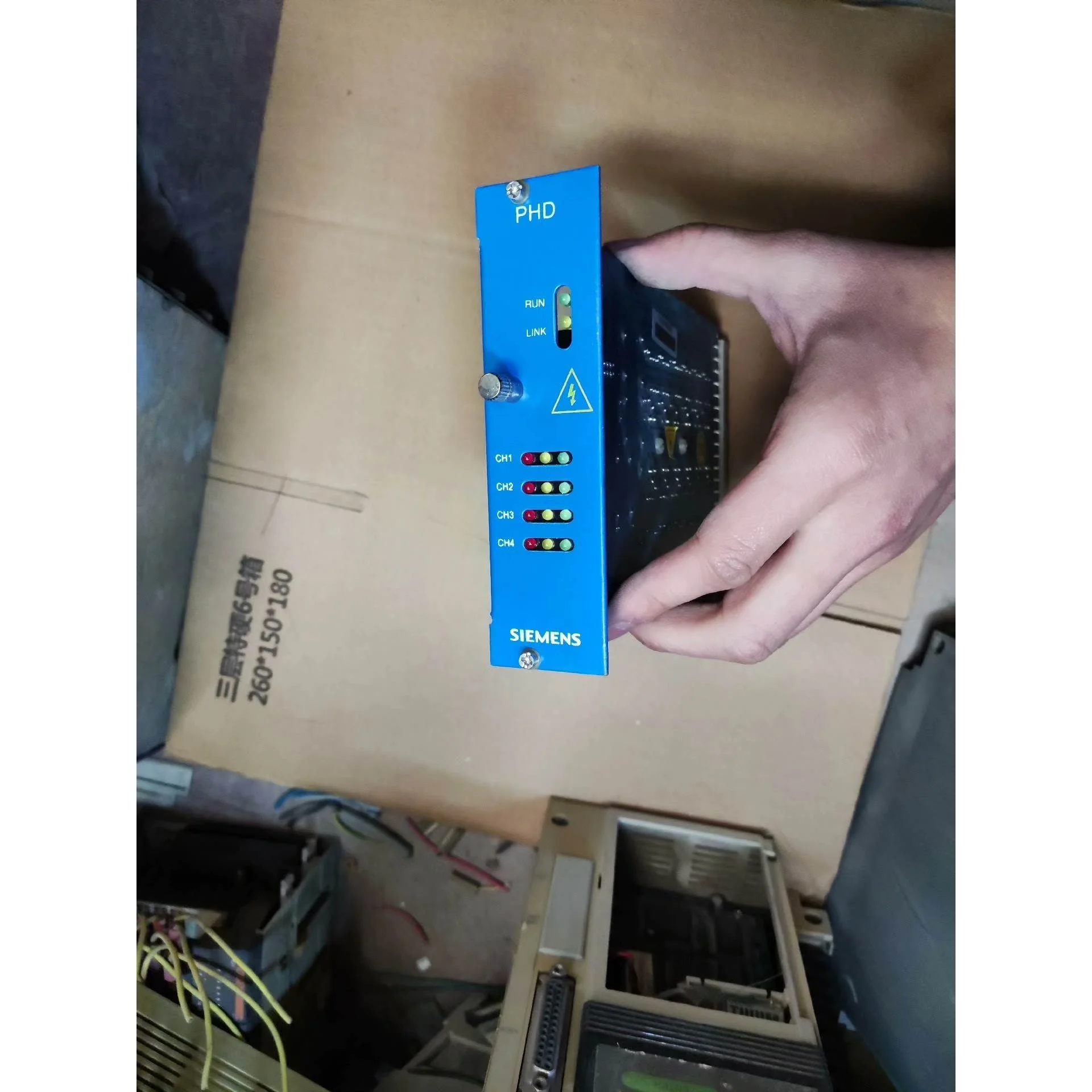 非实价议价议价西门子S24735-A390-Z001实物图质量包好现货询价非
