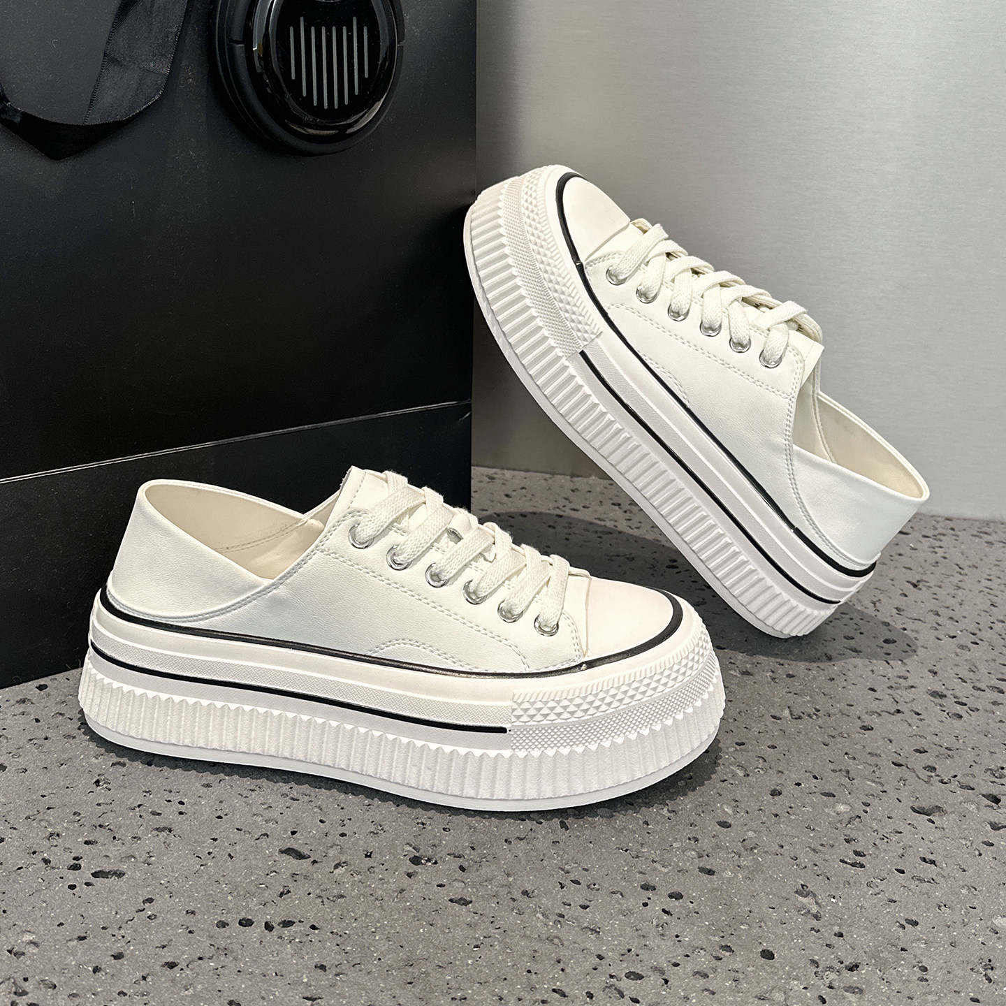 真皮两穿小白鞋女2026春季新款韩版百搭厚底松糕软底运动休闲板鞋