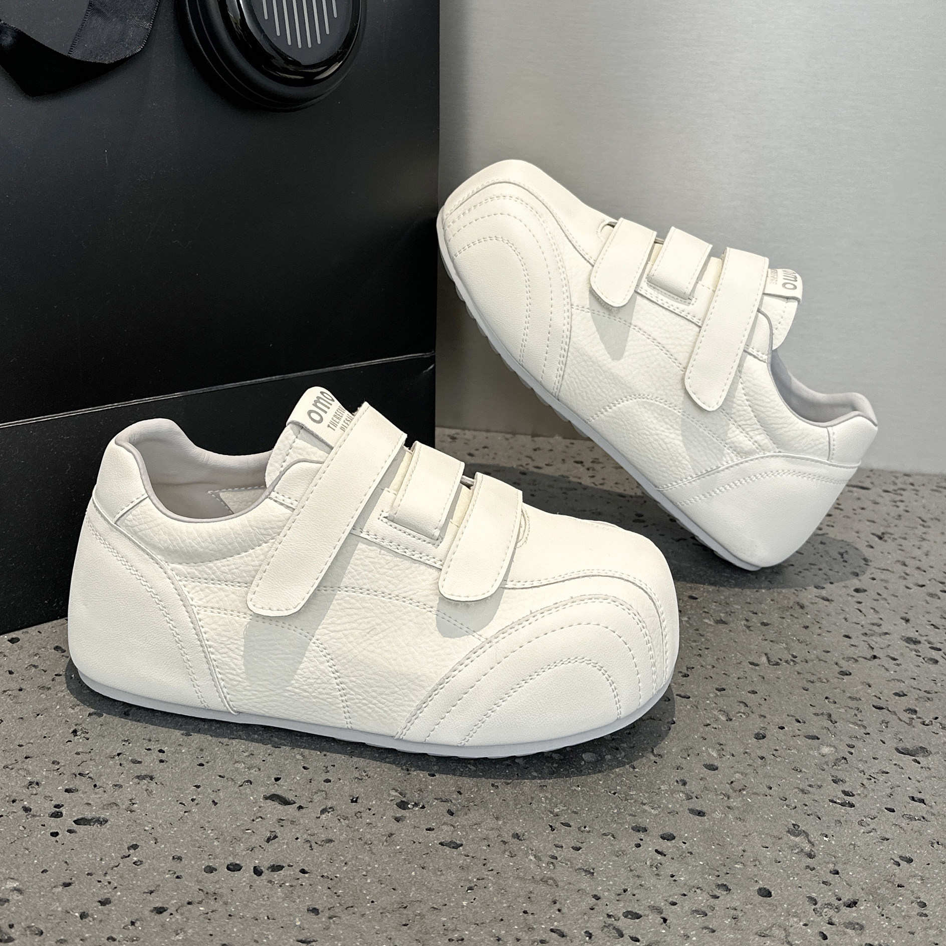 巨好看增高小白鞋女2026春季新款百搭真皮超火厚底魔术贴休闲板鞋,女鞋,休闲板鞋,淘宝优惠券,粉丝福利购,淘宝优惠卷