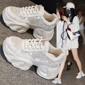 夏季厚底小白鞋女2026新款爆款小个子增高网面透气运动休闲老爹鞋