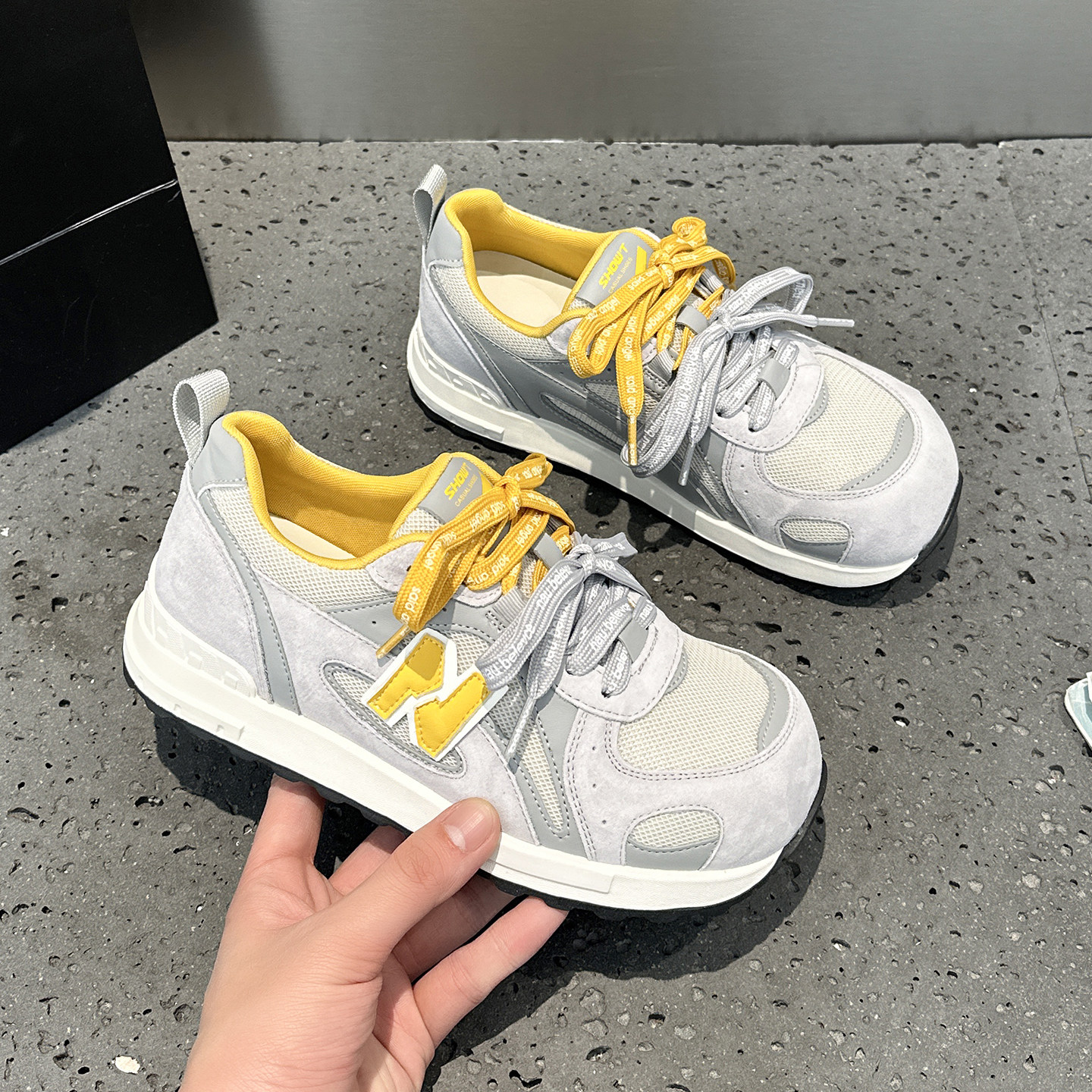 巨好看拼色德训鞋女2026春季新款真皮系带轻便软底运动休闲跑步鞋,女鞋,时尚休闲鞋,淘宝优惠券,粉丝福利购,淘宝优惠卷