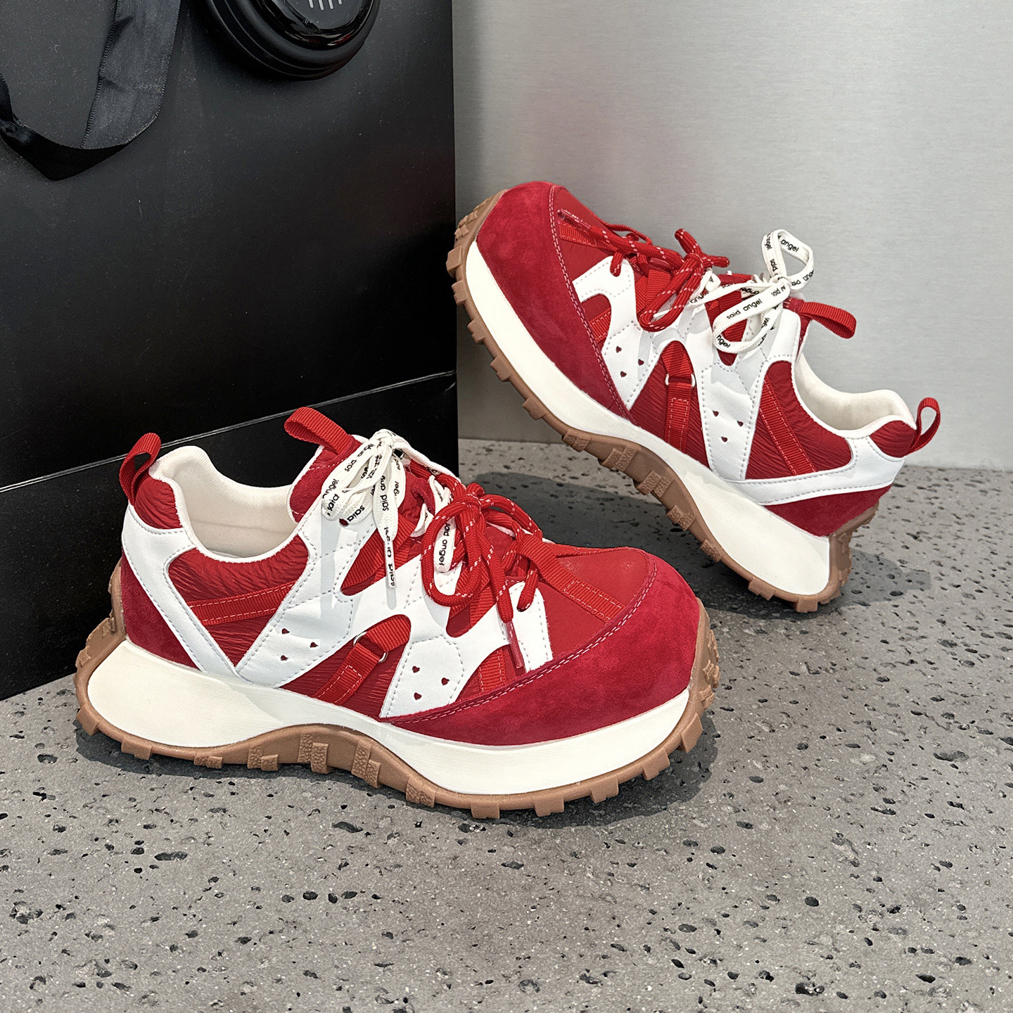 真皮红色德训鞋女2026春季新款爆款超火系带厚底运动阿甘老爹鞋子,女鞋,德训鞋,淘宝优惠券,粉丝福利购,淘宝优惠卷