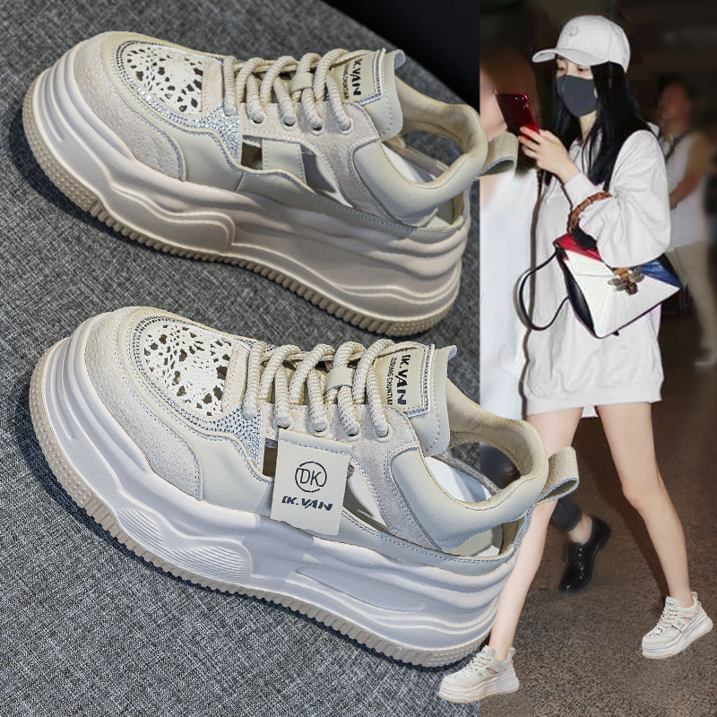夏季镂空透气运动凉鞋女2025新款超火厚底松糕轻便运动休闲单鞋