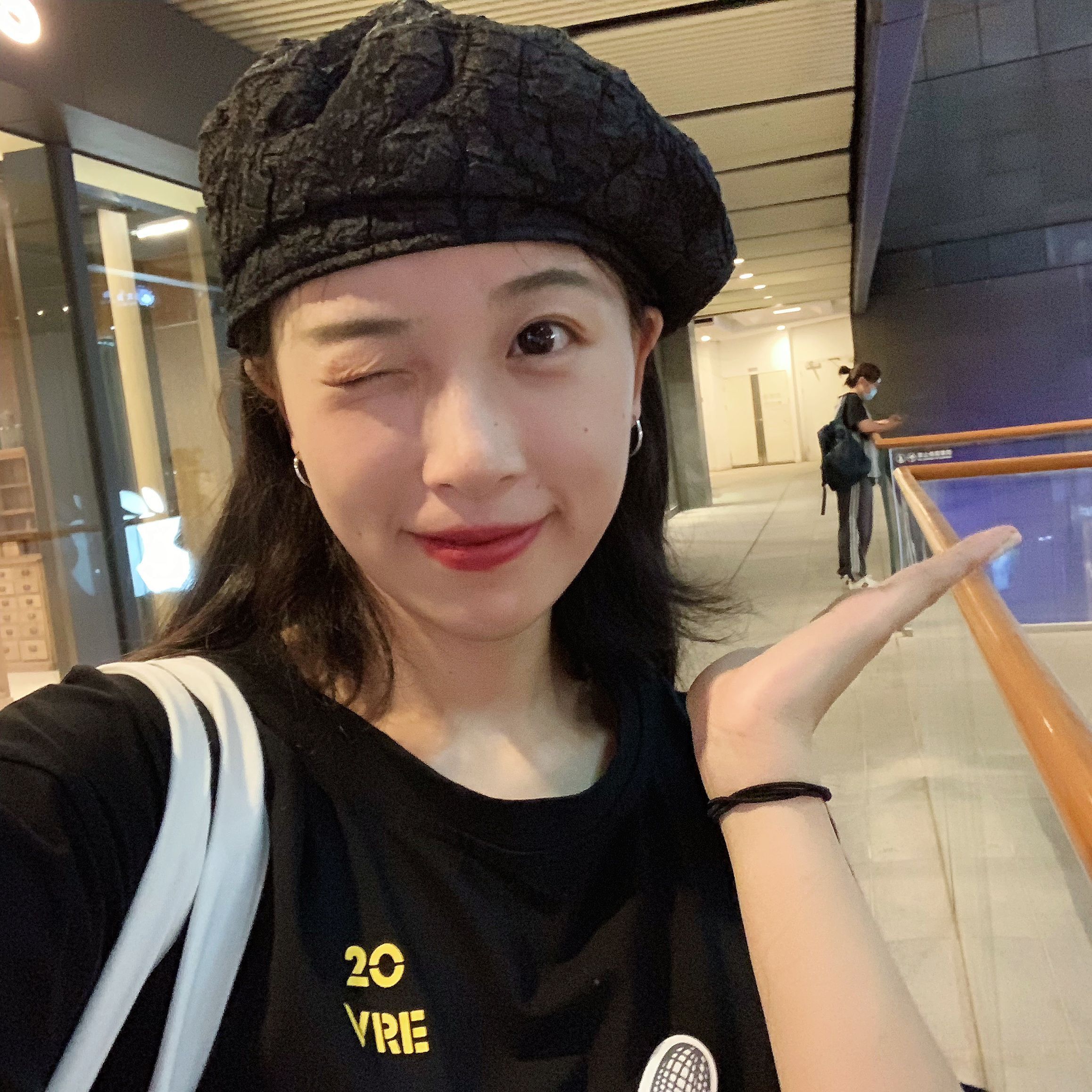 姚叔敲爱好质感浮雕四季贝雷帽子