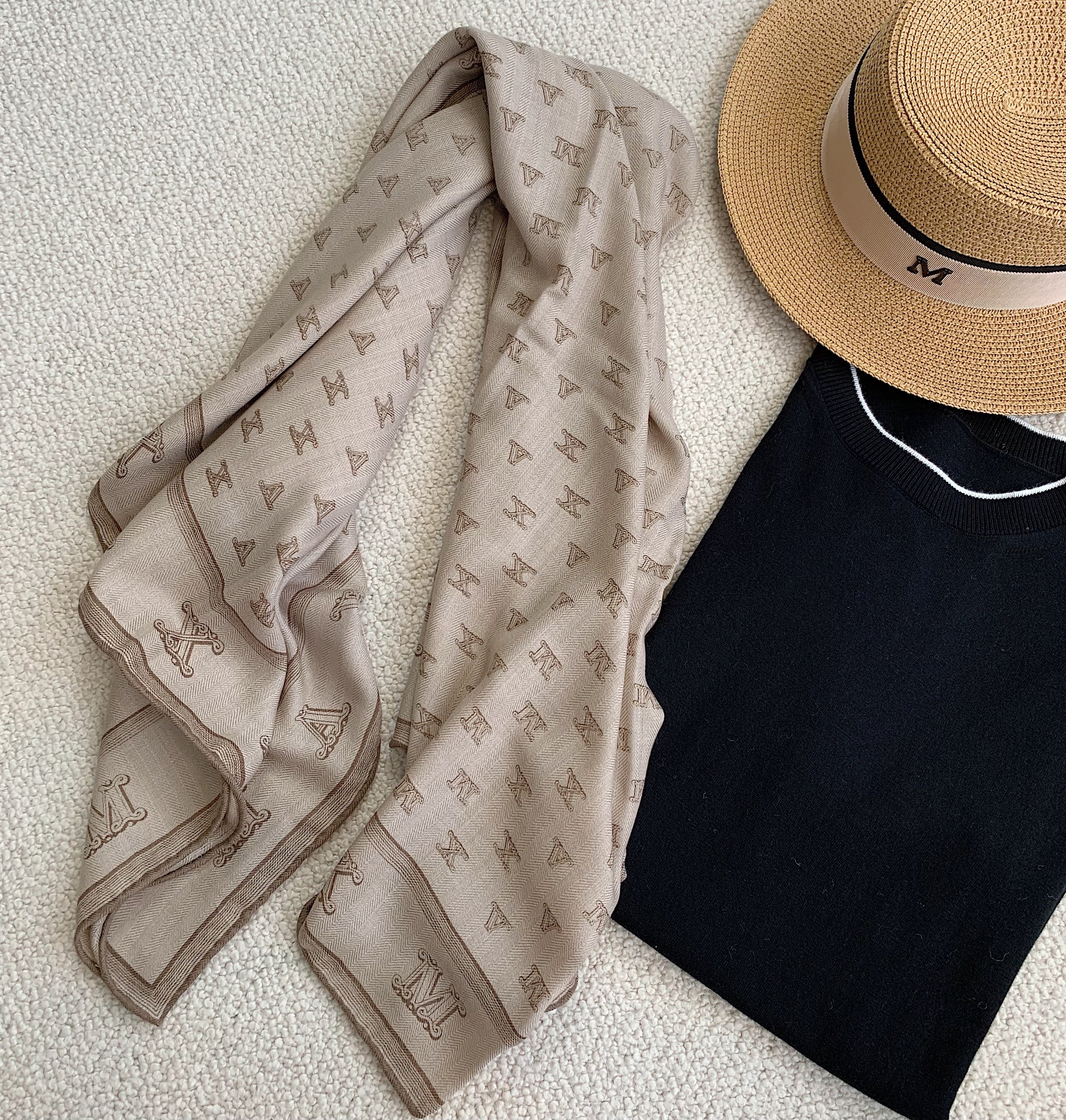 极简百搭风格桑蚕丝加羊毛披肩