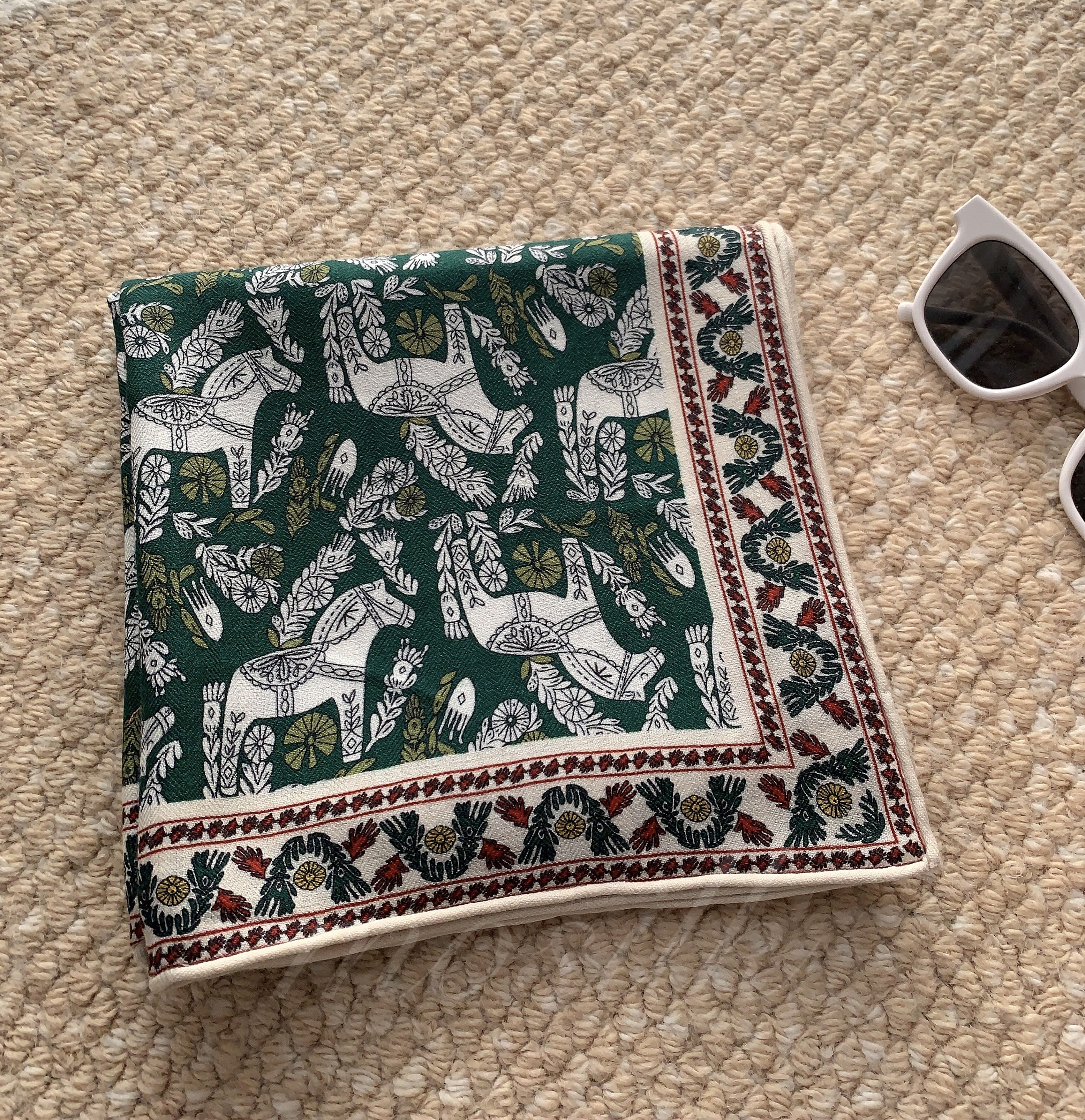 复古绿披肩！绿野小马 桑蚕丝绵羊毛围巾 百搭丝毛方巾85CM