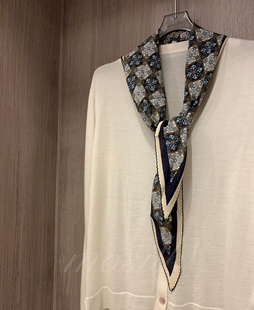 人手一条 星罗繁花 100%桑蚕丝丝巾 勾花边双绉菱形巾女