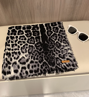 灰色豹纹披肩 100%澳洲极细薄款绵羊毛披肩 轻薄百搭羊毛围巾女