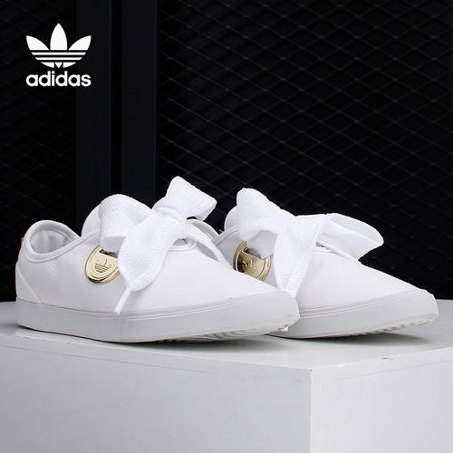 Adidas/阿迪达斯正品SLEEK LO W女子帆布休闲运动板鞋 FV0740