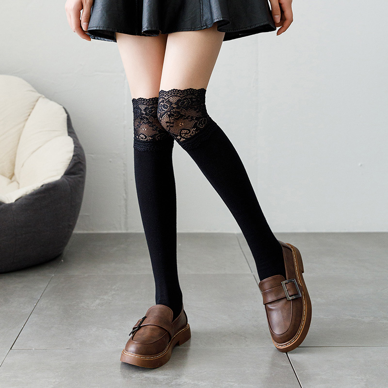 纯欲芭蕾风绣花拼接学生jk高筒袜