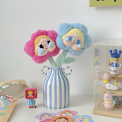 哭娃花束花瓶crybaby花朵蓝色条纹双耳陶瓷创意可爱家居装饰摆件