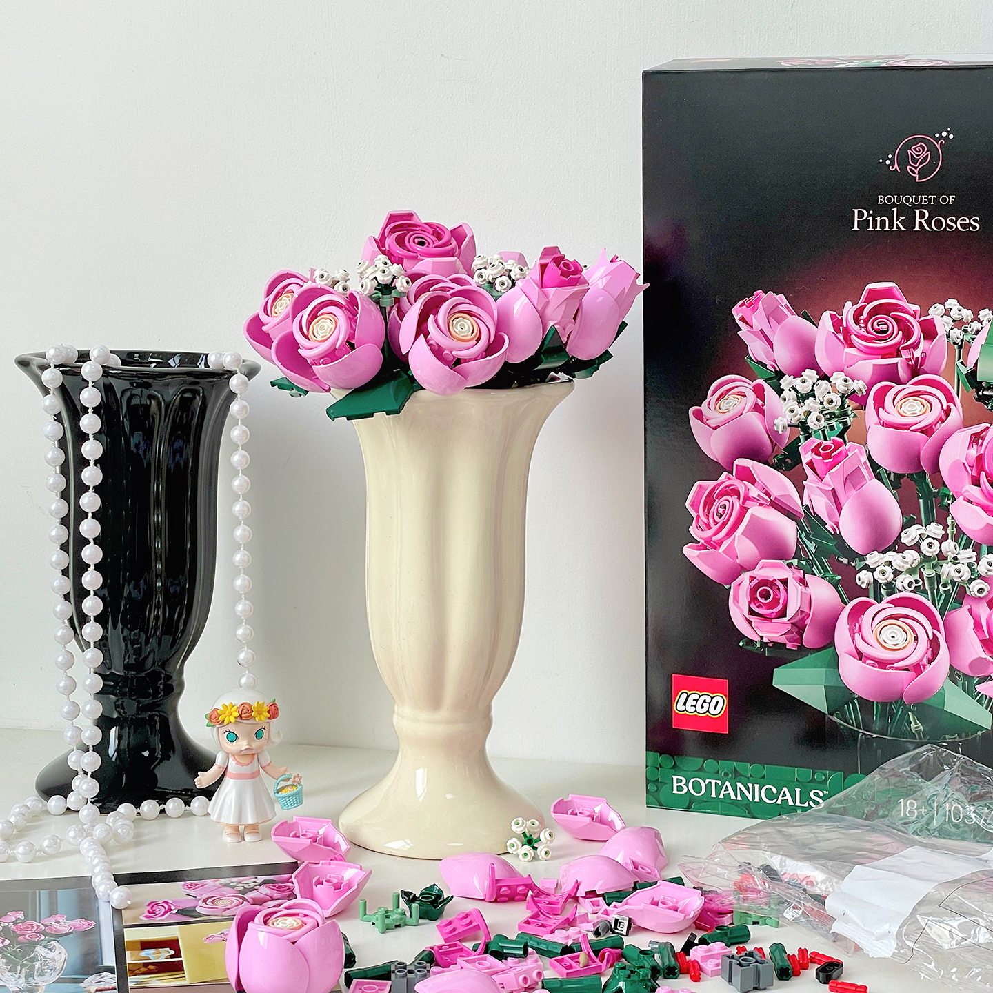 粉色玫瑰积木花束花瓶桌面摆件