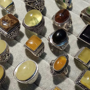天然琥珀蜜蜡s925银镶嵌原矿宝石鸡油黄俄料戒指鸡油黄男女款复古