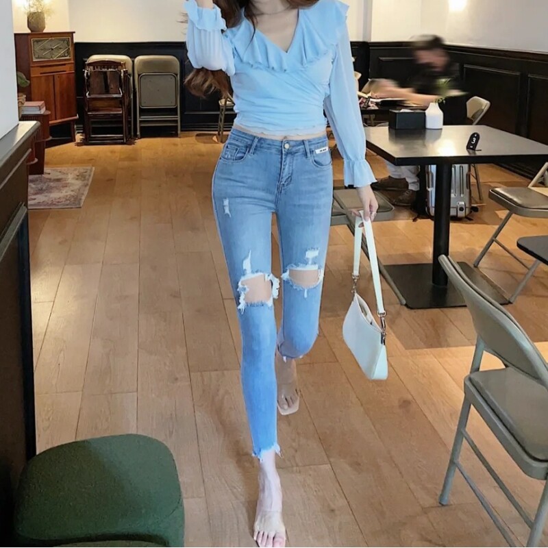 高腰小脚裤破洞牛仔裤女夏季韩国ins弹力修身紧身浅色显瘦九分裤