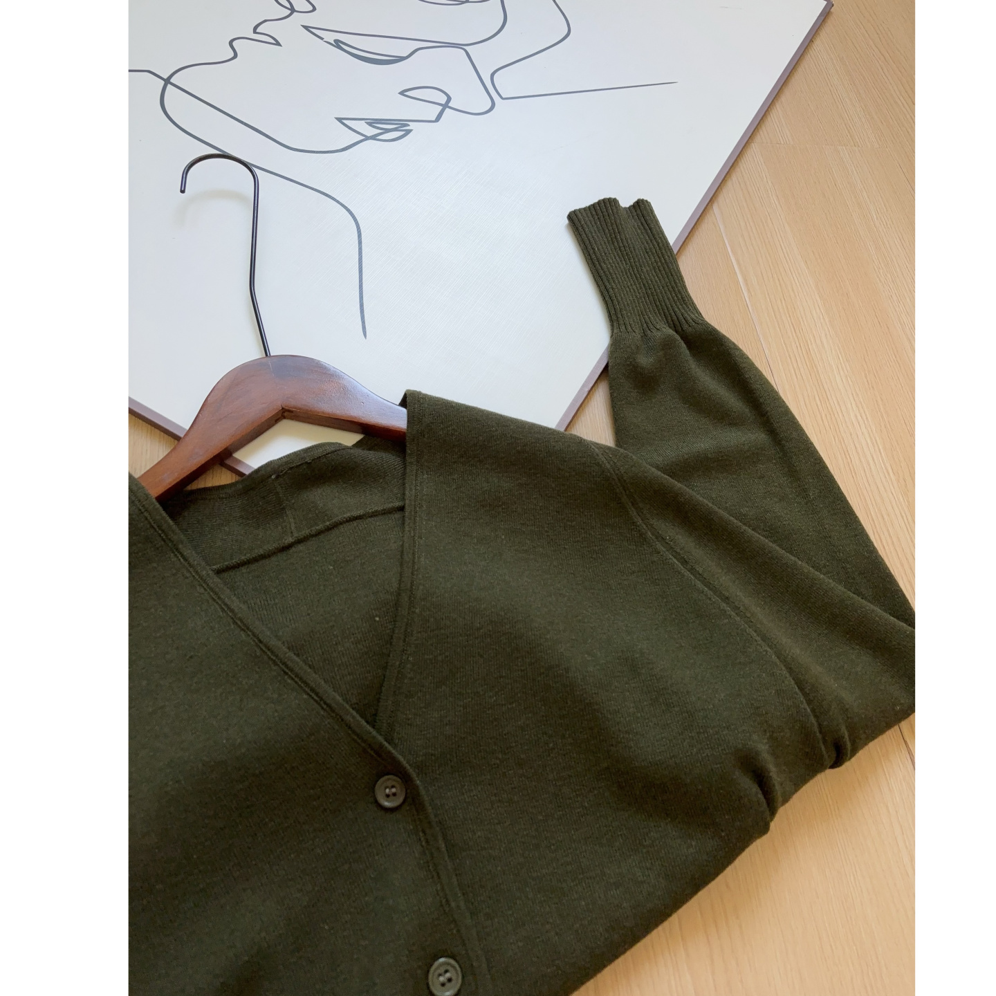 高级马提尼绿~！ 极简风  V领收腰显瘦短款开衫针织毛衣外套女