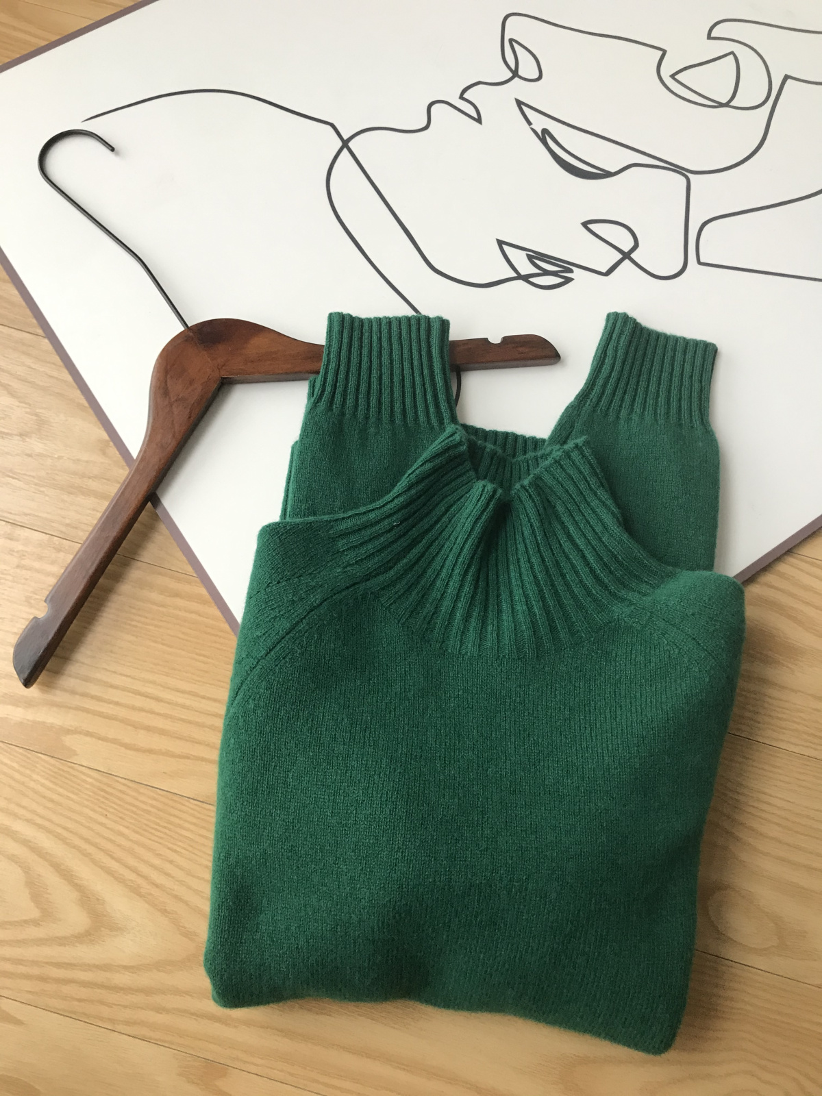 Max周末系列~ 高立领款  80%羊毛20%羊绒  森林绿套头针织毛衣女