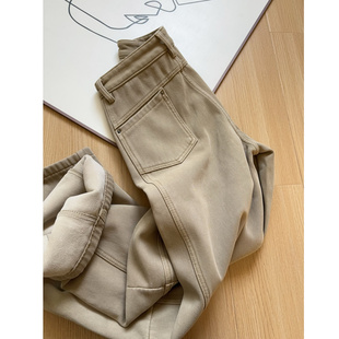 贵货~！重磅篙级成色  雅痞工装风加绒松弛廓形弯刀牛仔裤女