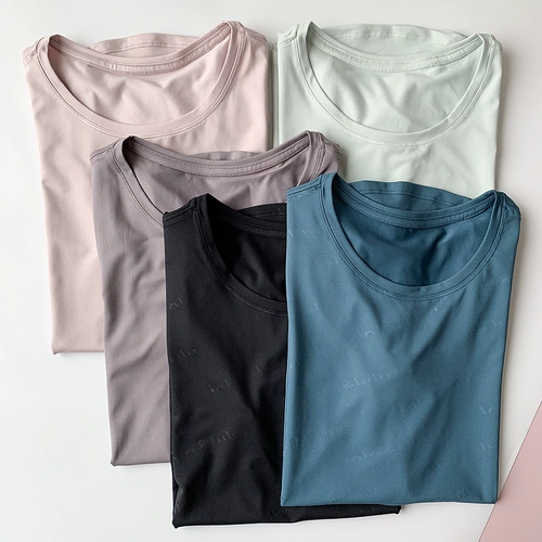 Очень полезно для ношения! Lulu Thy Style йога с короткими рукавами спортивная фитнес