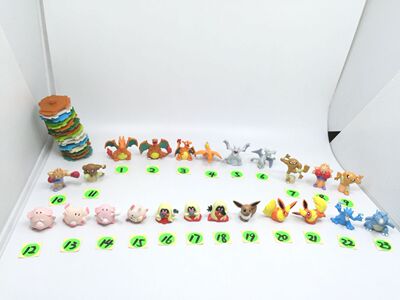 口袋妖怪小号彩色地台手办