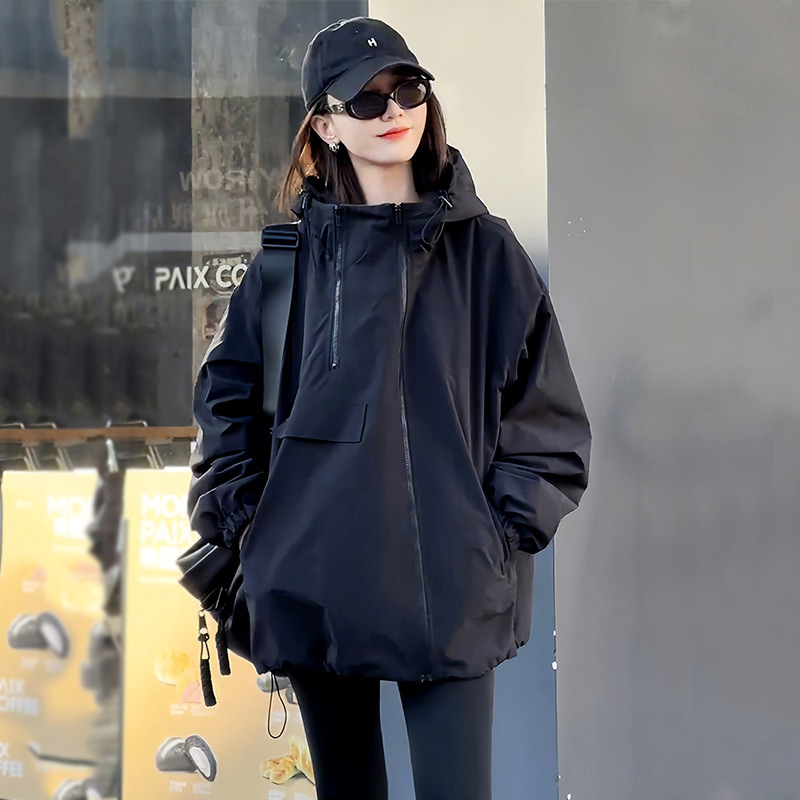 欧货时尚高级感黑色冲锋衣外套女春秋款新款爆宽松休闲防风衣