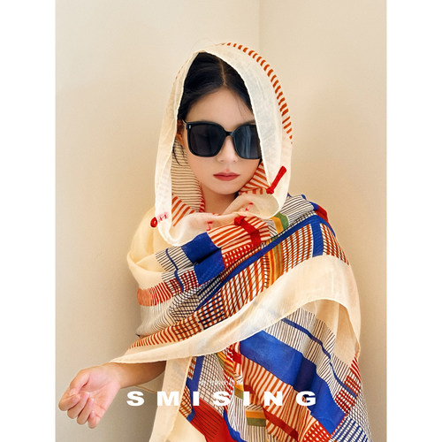 2025新款民族风薄款丝巾披肩女夏季旅游拍照出片百搭气质披风斗篷