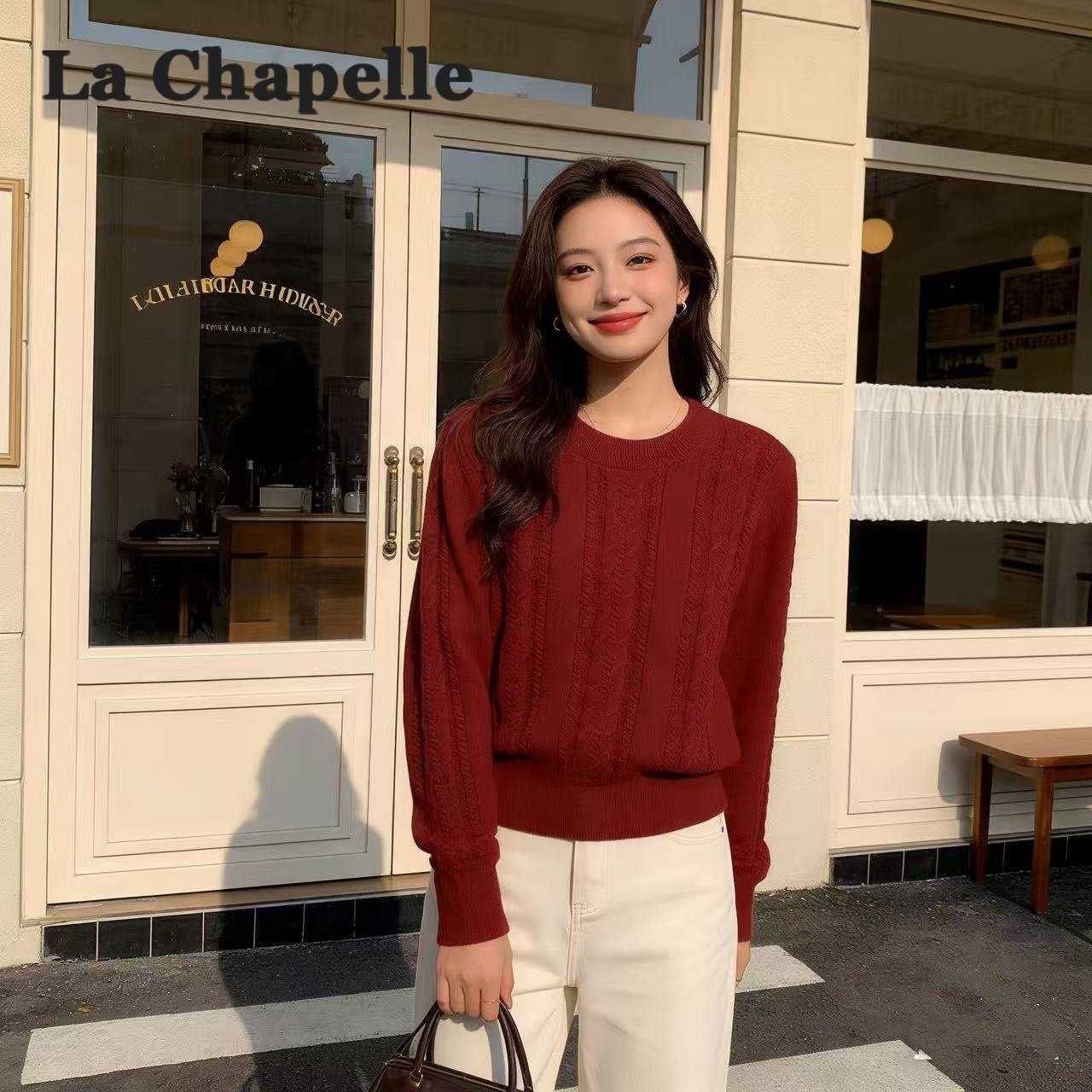 拉夏贝尔新春红色圆领绒感冬季新款麻花针织上衣女2025新款上衣女