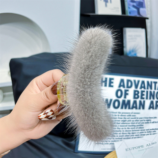 可爱后脑勺新款毛茸茸鲨鱼夹大号女侧边夹超大发夹皮草毛毛发夹