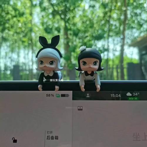 泡泡玛特MOLLY改娃可爱盲盒潮玩手办车载屏幕摆件汽车装饰品女生