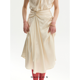 圆环醋酸云母白褶皱质感半裙 Niente