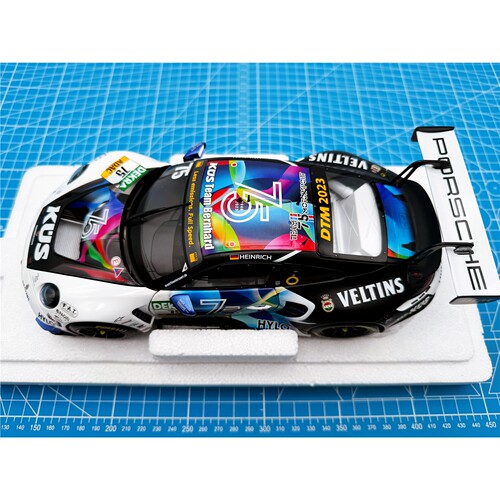 迷你切F11/18911GT3R车模
