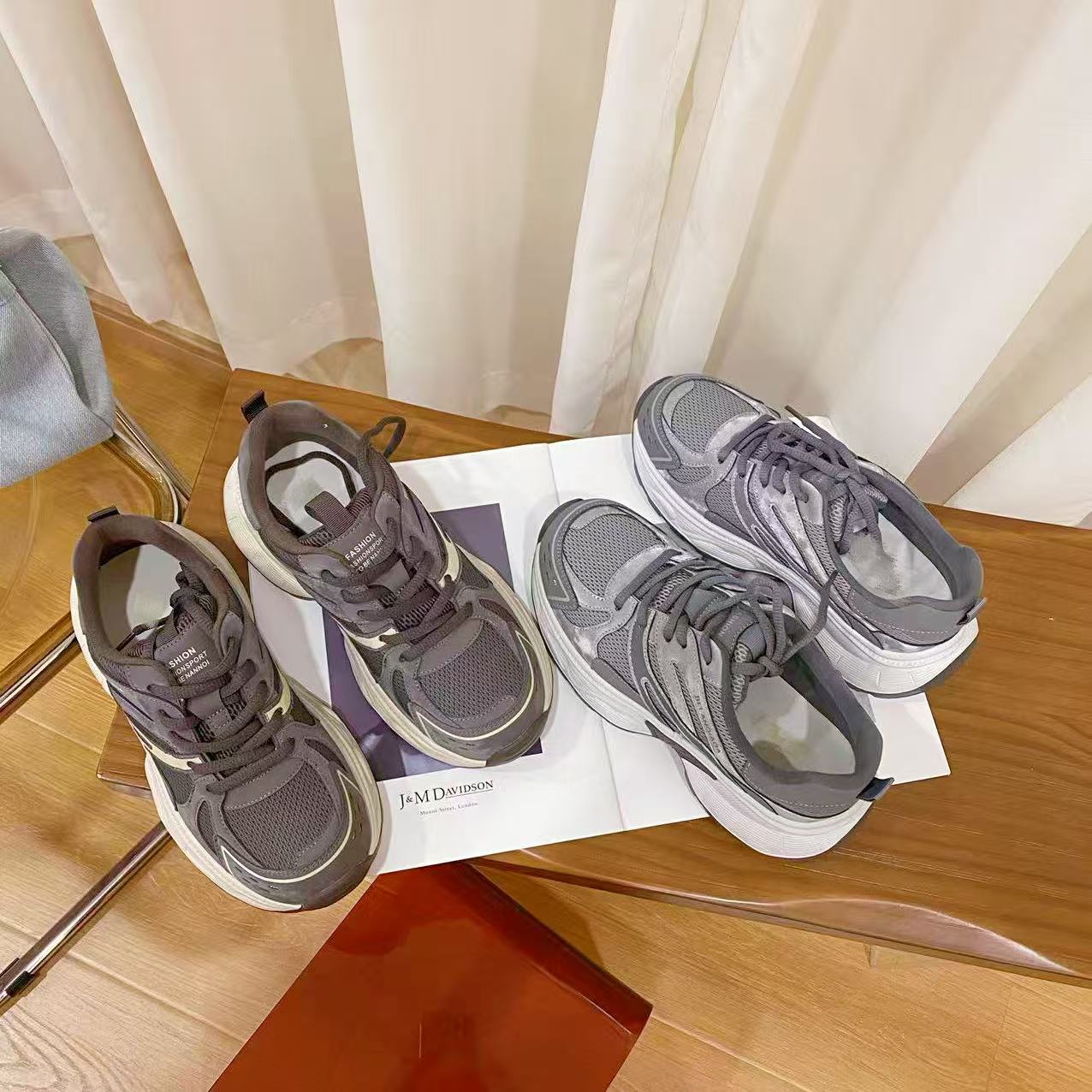 韩版真皮时尚休闲运动鞋女