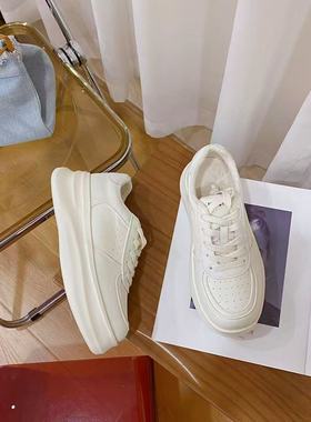 VK定制 韩版真皮时尚休闲运动鞋女6811-1R