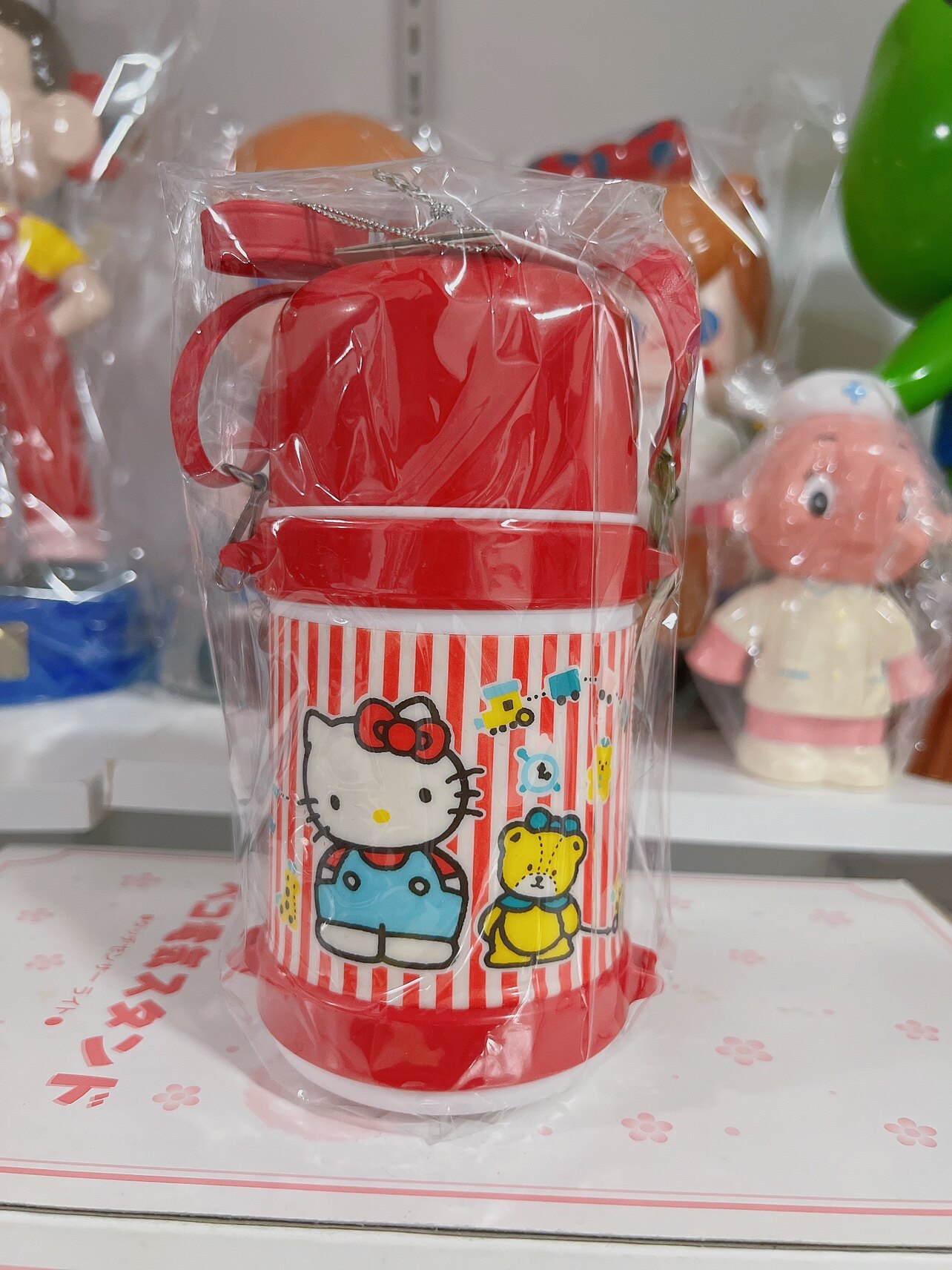 到货啦！日本动漫周边  日本昭和hello kitty斜挎冷水壶3