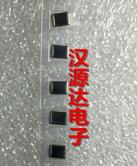 VJ14MT0600KBA 贴片压敏电阻 1812 60VAC 85VDC 400PF 0.015W AVX